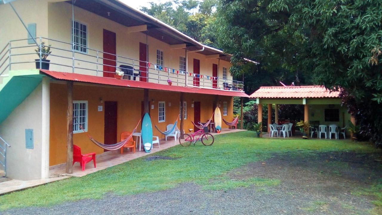 Oceans Hostal Санта Каталина Екстериор снимка